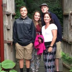 Meet your Posher, Kim